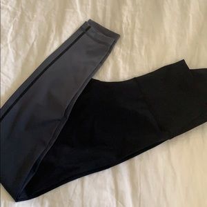 Lululemon yoga pants